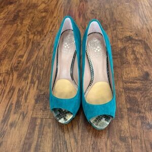 Vince Camuto peep toe heels